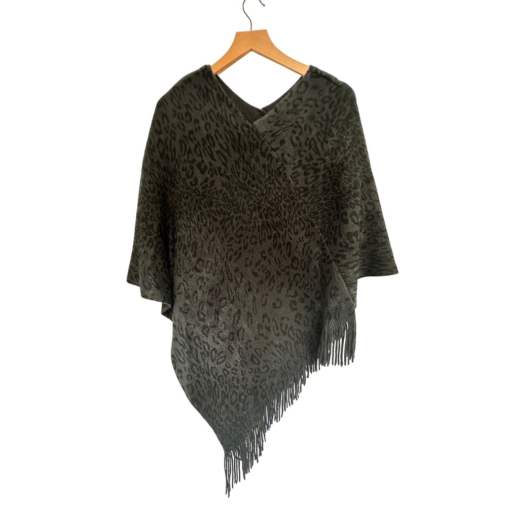 Chico's Leopard Print Fringe Poncho Wrap Charcoal Gray Black Size L/XL Layering - Picture 2 of 6